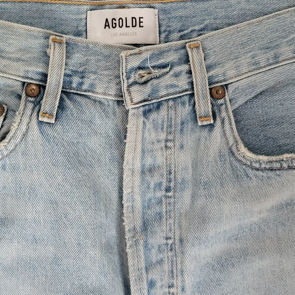 AGOLDE Riley Light Wash Distressed High Rise Straight Cropped Jeans - Picture 10 of 16